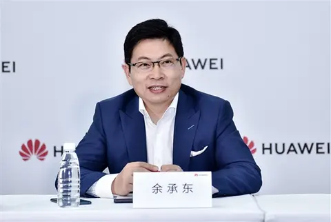 李书福、余承东的观点含金量还在提升：汽车行业无底线价格战影响产品质量